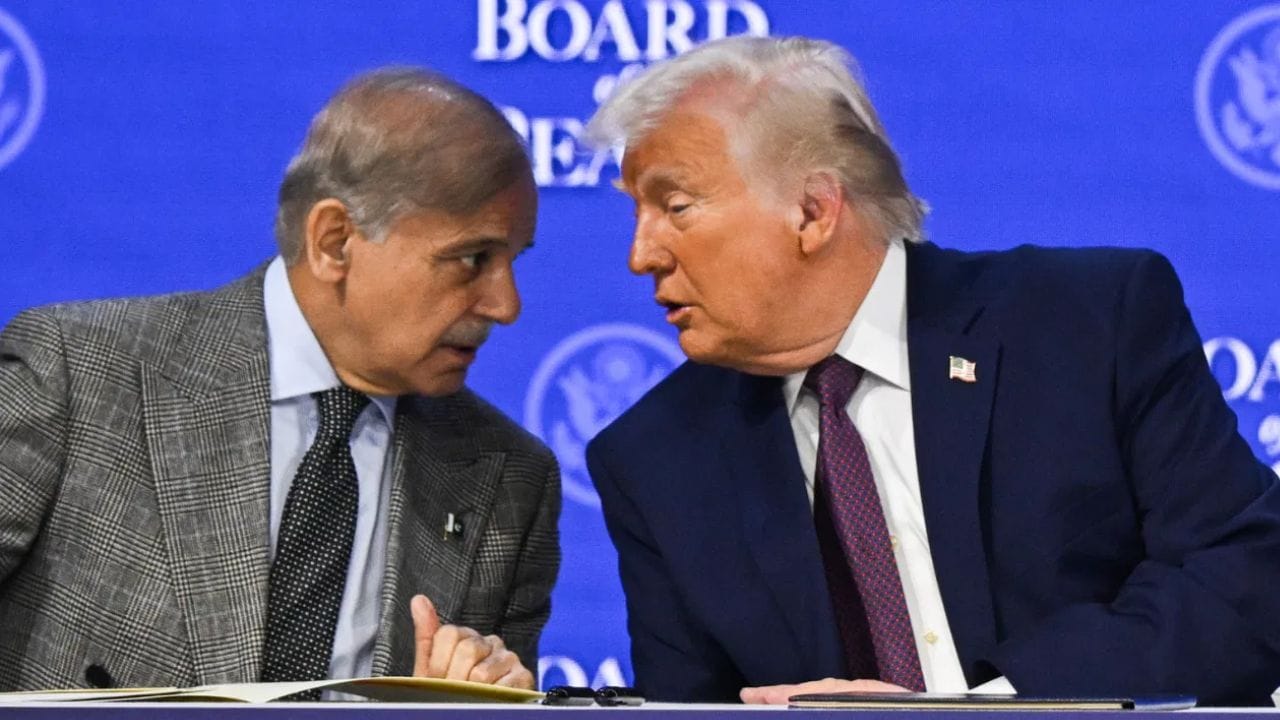 मोठी बातमी! युद्धविराम होताच पाकिस्तान मालामाल, सर्व रेकॉर्ड तोडले, इतिहासात पहिल्यांदाच असं घडलं मोठी बातमी! युद्धविराम होताच पाकिस्तान मालामाल, सर्व रेकॉर्ड तोडले, इतिहासात पहिल्यांदाच असं घडलं