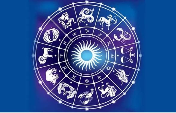 सिंह आणि तुळ राशीच्या लोकांसाठीदेखील हे गोचर चांगले ठरणार आहे. आर्थिक स्थितीत सुधारणा होईल. अचानक धनलाभ होण्याची शक्यता आहे. सिंह राशीच्या लोकांनी गुंतवलेल्या पैशांतून चांगला परतावा मिळेल. तर तुळ राशीच्या लोकांनी नव्या व्यवसायात पैसे गुंतवायला हरकत नाही. दोन्ही राशींनी मित्राला खासगी बाबी सांगणे टाळावे.