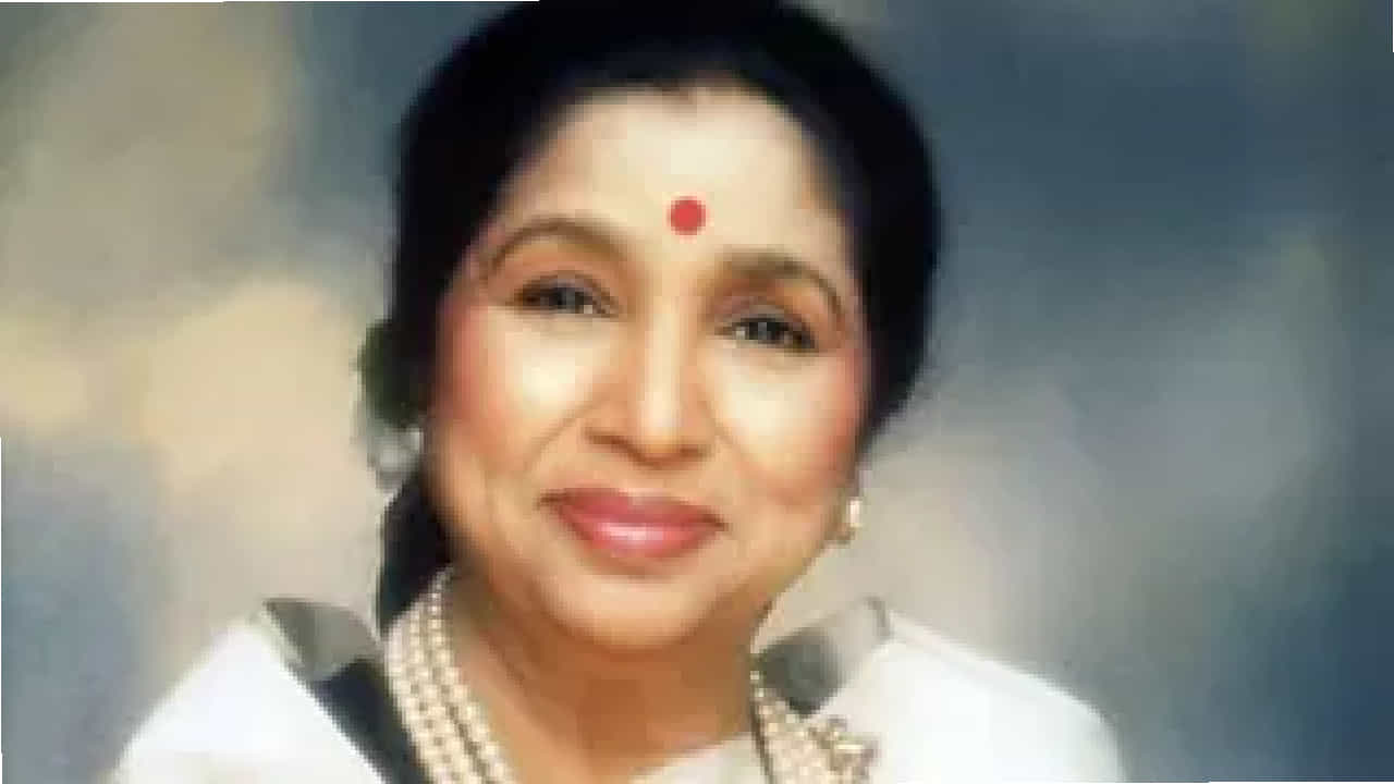 83 वर्षापूर्वी आशा भोसले यांनी गायलं होतं पहिलं गाणं, आजही ते गाणं प्रचंड चर्चेत