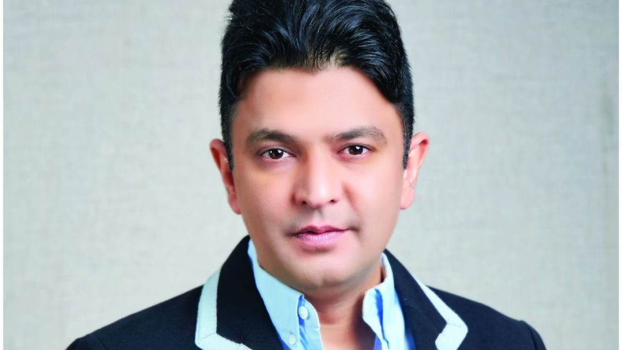 भूषण कुमार - आठव्या क्रमाकांवर टी सिरीजचे निर्माता भूषण कुमार आहेत. भूषण कुमार यांची नेटवर्थ १४०० कोटी रुपये आहे.