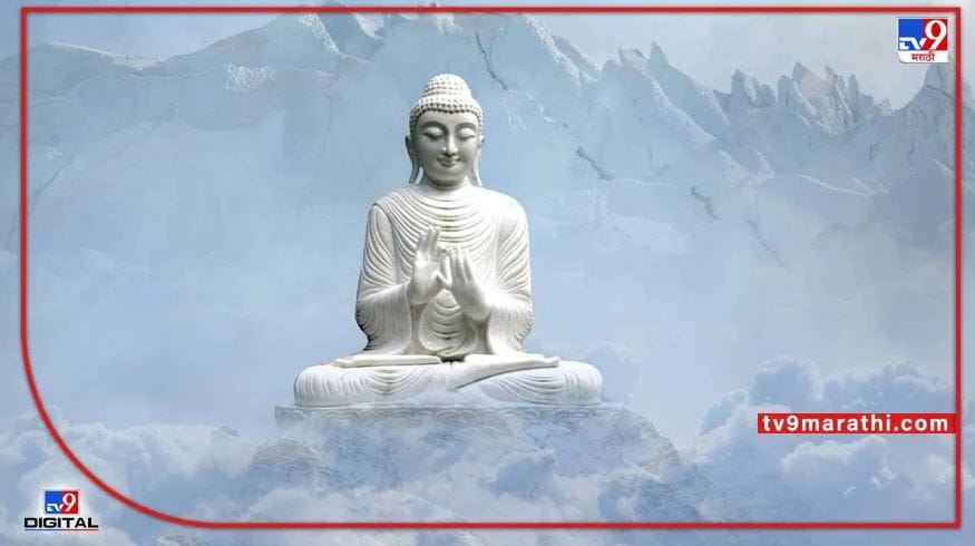 ज्ञानप्राप्तीनंतर गौतम बुद्ध यांनी सर्वप्रथम सारनाथ येथे आपल्या पाच शिष्यांना उपदेस केला. महात्मा गौतम बुद्ध यांनीच बौद्ध धर्माची स्थापना केली. महात्मा गौतम बुद्ध यांच्या विचारांचा सर्वाधिक प्रचार-प्रसार सम्राट अशोक यांनी केलेला आहे. 