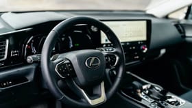 कारमधील कागदपत्रे, डेटाची चिंता मिटली; वापरा व्हॅलेट मोड.