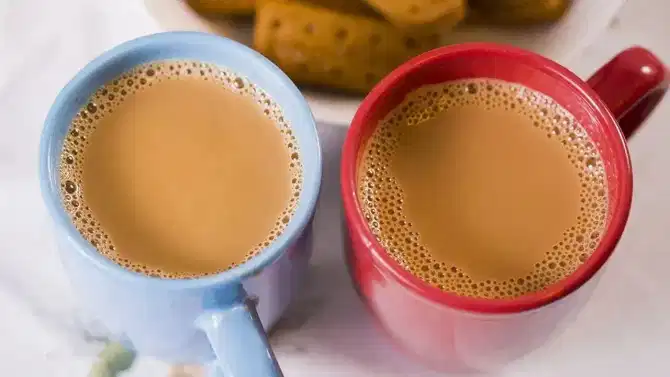 टी लव्हर्स लक्ष द्या! दुधाचा चहा का टाळावा? हेल्थ एक्सपर्ट्सनी दिला मोठा इशारा