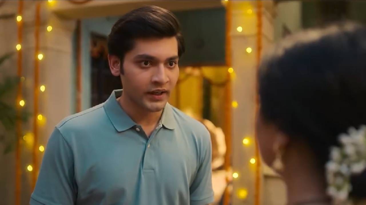 सिद्धार्थ शॉ याचा जन्म लखनौमध्ये झाला असून तो दिल्लीत लहानाचा मोठा झाला. त्याने रंगभूमीवर काम करत करिअरची सुरुवात केली आहे. वयाच्या 19 व्या वर्षी त्याला इम्तियाज अली दिग्दर्शित 'लव आज कल' या चित्रपटात कार्तिक आर्यनच्या मित्राच्या भूमिकेची ऑफर मिळाली होती. 
