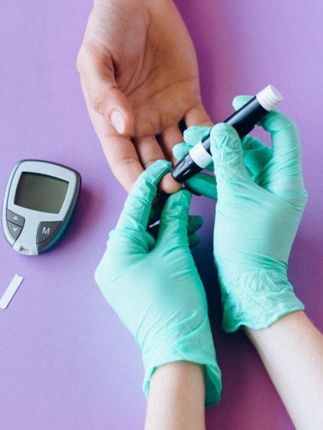 हाय ब्लड शुगरच्या या लक्षणांकडे अजिबात दुर्लक्ष करु नका