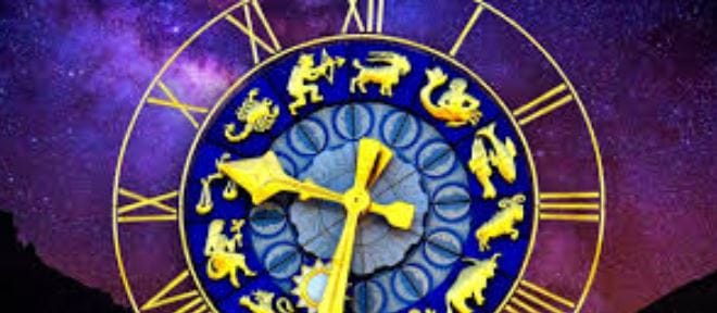 (टीप- वरच्या लेखात दिलेली माहिती ही प्राथमिक स्वरुपाची आहे. या लेखाच्या माध्यमातून गुंतवणूक करण्याचा सल्ला दिलेला नाही. कुठेही प्रत्यक्ष वा अप्रत्यक्ष गुंतवणूक करायची असेल किंवा कोणताही आर्थिक निर्णय घ्यायचा असेल तर त्या-त्या क्षेत्रातील तज्ज्ञांचा सल्ला जरूर घ्या)