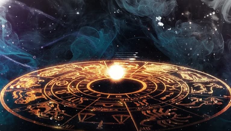 वृषभ राशीच्या लोकांसाठी अक्षय तृतीयेचा दिवस चांगला ठरू शकतो. कौटुंबिक स्थिती चांगली असेल. कुटुंबासोबत फिरायला जाण्याचा योग येईल. मित्रांची चांगली साथ मिळेल. नव्या व्यवसायात गुंतवणूक करू शकता. आर्थिक निर्णय घेताना थोडी काळजी घ्यावी.