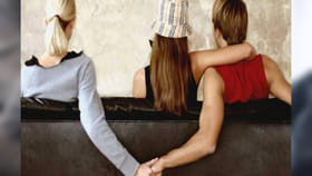 तुमचा जोडीदार लॉयल आहे का हे कसं ओळखायचं? जाणून घ्या सोपी पद्धत