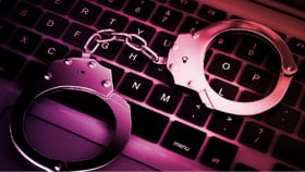 दहशतवाद्याकडे तुमचा नंबर... 82 वर्षांच्या वृद्धेला धमकावत....