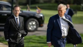 इराण बेचिराख करण्याआधी भारतातील...ट्रम्प यांच्या त्या बैठकीच गूढ वाढलं