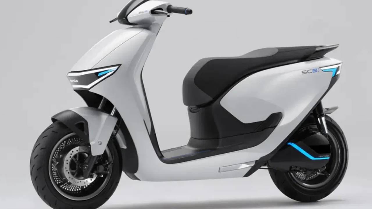 इलेक्ट्रिकचा दणका! टॉप-5 स्कूटर्समध्ये दोन ‘ई-मॉडेल्स’चा प्रवेश, होंडा-सुजुकीचं टेन्शन वाढलं