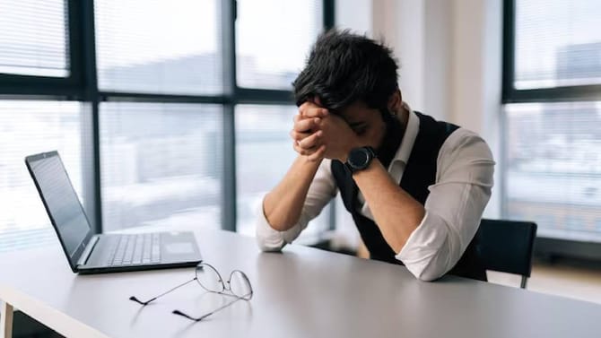 आज शेवटचा दिवस.., सकाळी 6 वाजता मेल, थेट 12000 जणांना नोकरीवरून काढलं