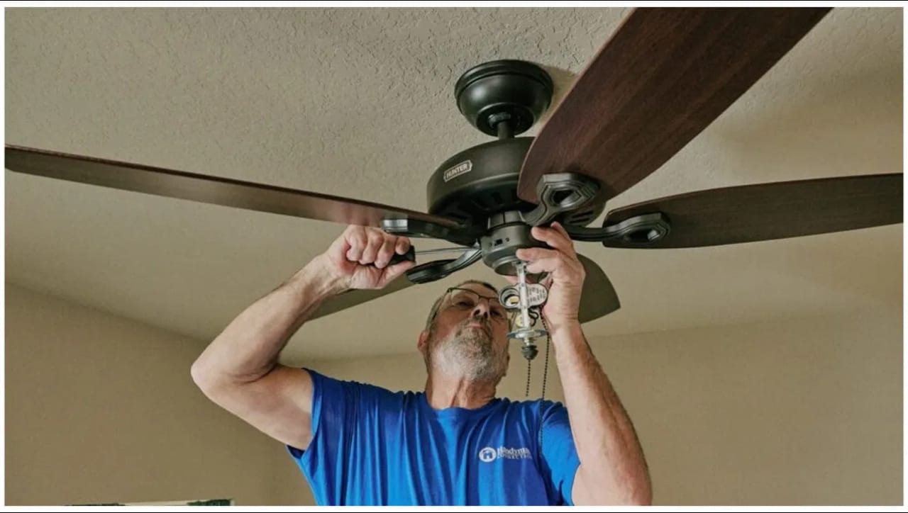 जर ७५ चौ. फूट: २९ ते ३६ इंच पंखा, ७६ ते १४४ चौ. फूट: ३६ ते ४२ इंच पंखा, १४४ ते २२५ चौ. फूट: ४४ इंच पंखा, २२५ ते ४०० चौ. फूट: ५० ते ५४ इंच पंखा असावा.