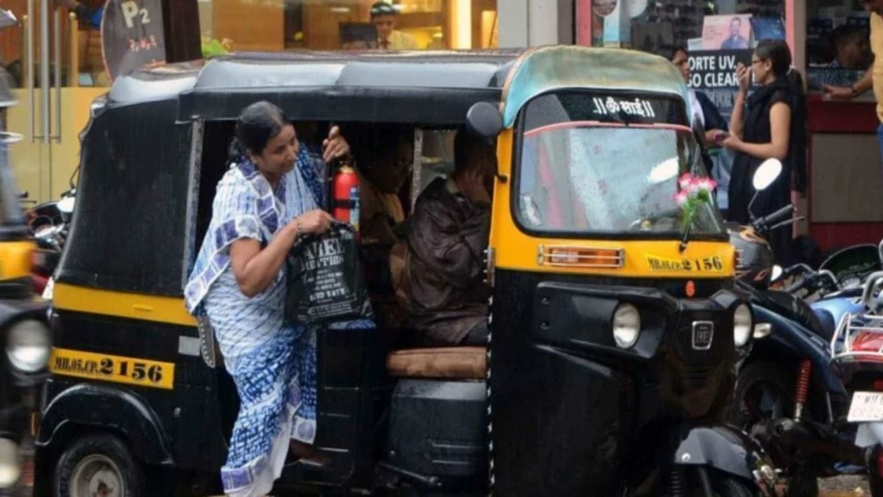 १ मे पासून रिक्षा-टॅक्सीचालकांना मराठी बोलण्याची सक्ती, चालकांचा मात्र संपाचा इशारा, सरकारने आयोजित केली बैठक