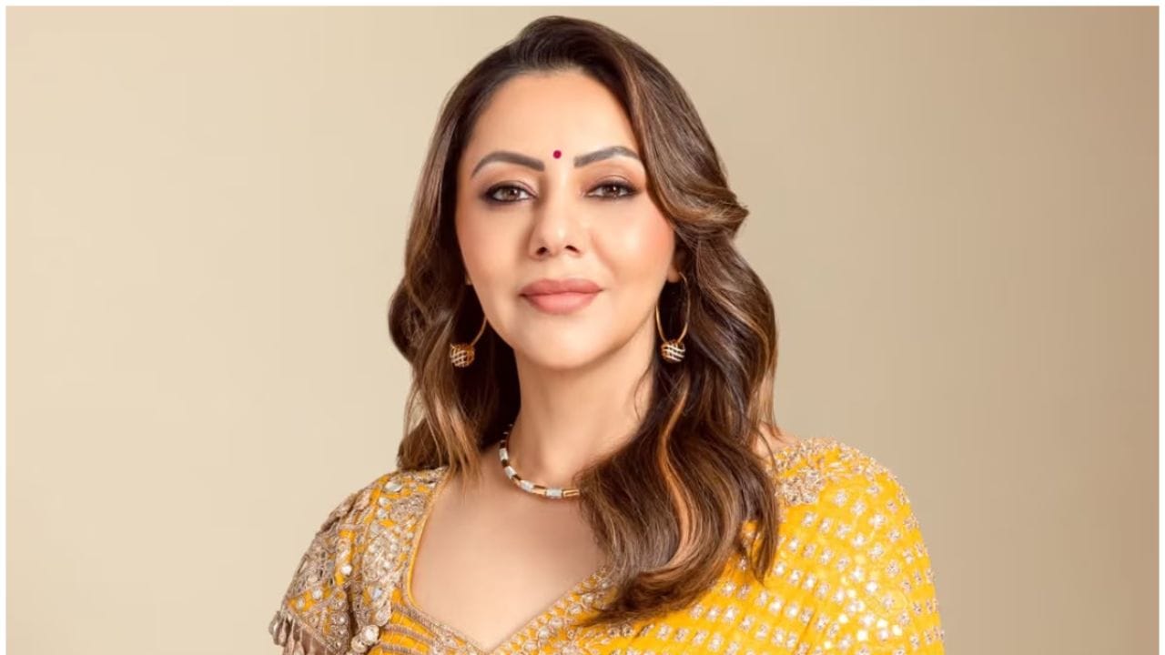  गौरी खान - अभिनेता शाहरुख खान याची पत्नी गौरी खान सहाव्या क्रमांकावर आहे. मीडियातील वृत्तानुसार गौरी खान हीची संपत्ती १६०० कोटी रुपये आहे.