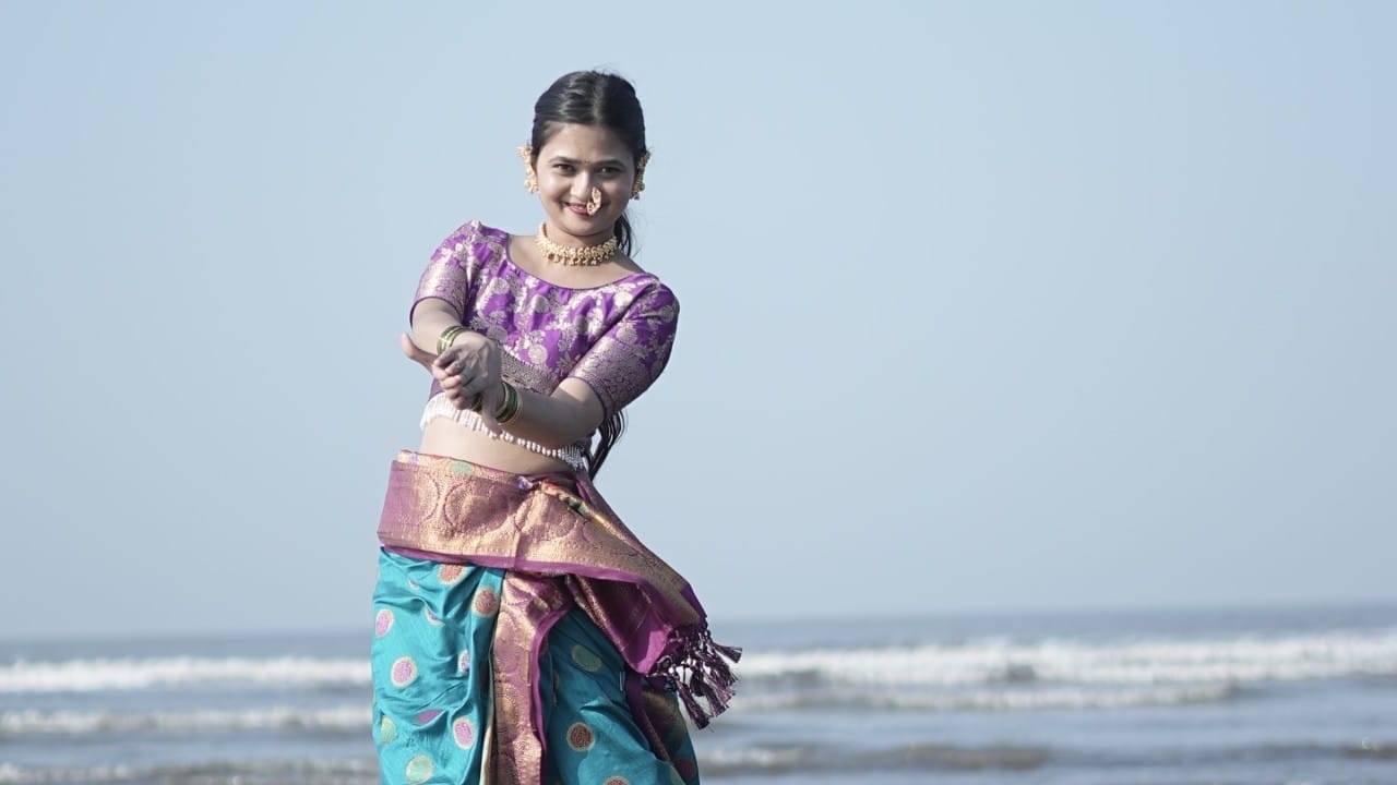 गौतमीचे तिचे चाहते आता तिच्या आगामी चित्रपट आणि गाण्यांची आतुरतेने वाट पाहत आहेत. (सर्व फोटो - गौतमी पाटील/ इन्स्टाग्राम)