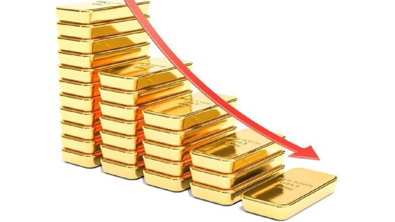 Gold Price Today : सकाळीच आली गुड न्यूज! सोन्याच्या भावात आजही घसरण, 10 ग्रॅम सोनं आता…