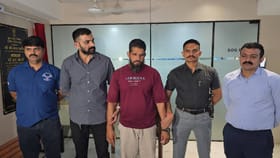 हिंदू महिला, मुस्लिम जीम ट्रेनरमध्ये व्यायाम शिकताना नको ते घडत गेलं