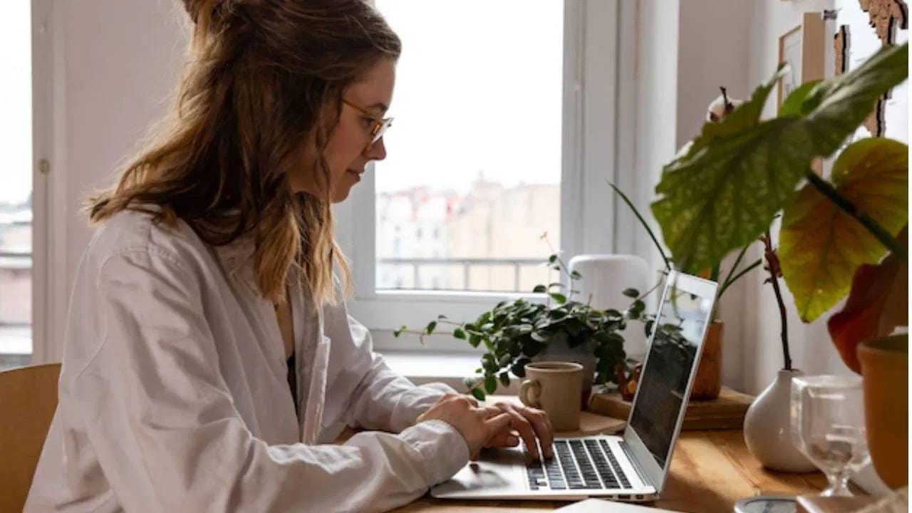 Happy Life Rules : 21 दिवसांच्या या सवयीने आयुष्य जाईल बदलून, यश, सुख पायाशी घेईल लोळण!