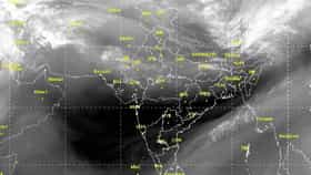 घराबाहेर पडणे टाळा, प्रशासनाचा मोठा इशारा, मोठे संकट, तब्बल इतक्या..