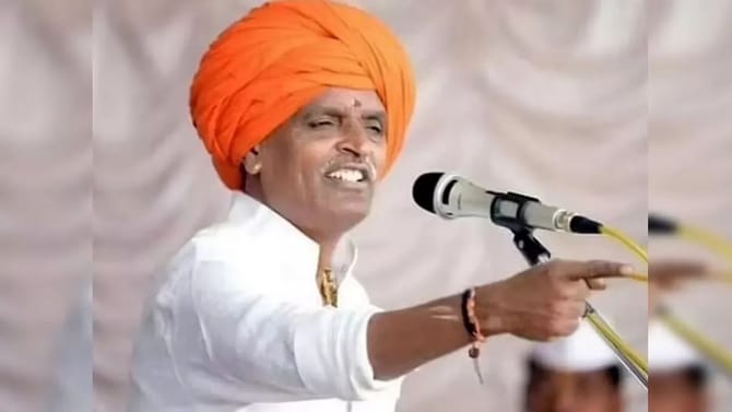 इंदुरीकर पुन्हा चर्चेत, ज्या बाबाच्या पाया पडले त्याला पोलिसांनी उचललं