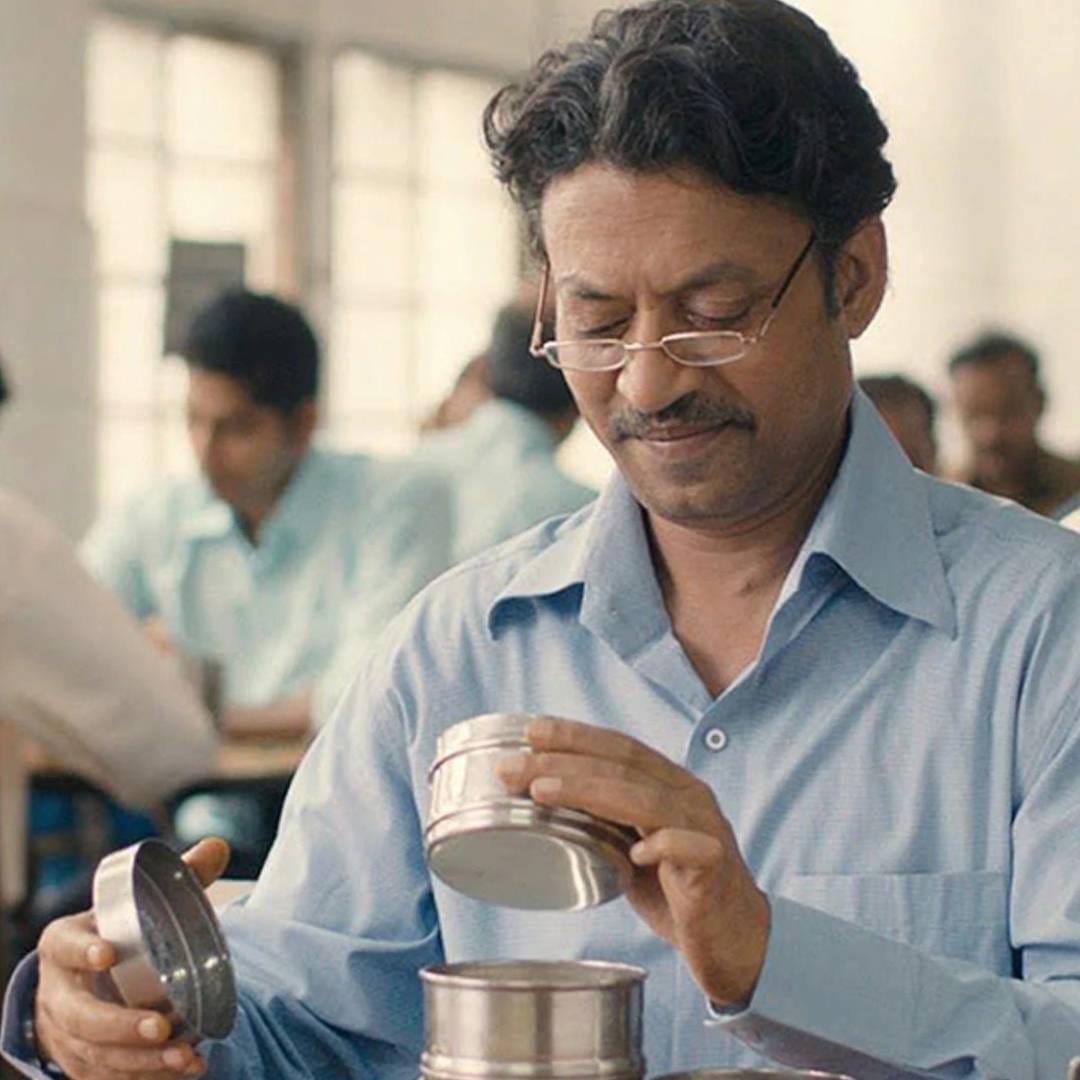 इरफान खान आज आपल्यात नसला तरी त्याच्या भूमिका चाहत्यांच्या मनात कायम जिवंत आहेत. जर तुम्हीसुद्धा इरफानचे चाहते असाल, तर त्याचा एक शॉर्टफिल्म आवर्जून पहा. 16 ते 17 मिनिटांच्या या शॉर्टफिल्ममध्ये क्राइमचा भयानक चेहरा पहायला मिळतो. हा पूर्णपणे सायलेंट चित्रपट आहे, तरीही लोकांना तो खूप आवडला आहे. 
