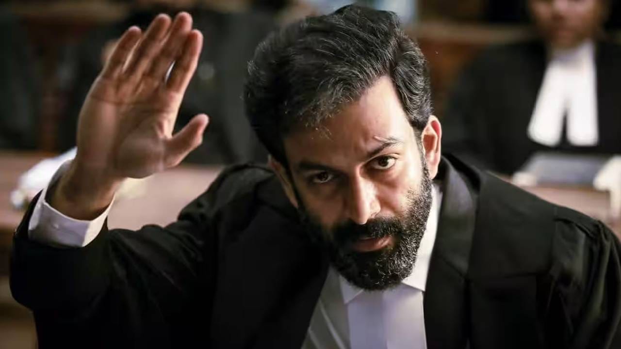 जन गण मन: या चित्रपटात पृथ्वीराज सुकुमारन आणि सूरज वेंजारामुडू यांच्या मुख्य भूमिका आहेत. या चित्रपटाची कथा एका कॉलेजच्या प्राध्यापकाच्या हत्येवर आणि त्यानंतरच्या कायदेशीर लढाईवर आधारित आहे. या कोर्टरुम ड्रामामध्ये सामाजिक न्याय, जातीयवाद आणि पोलीस यंत्रणेच्या कार्यपद्धतीवर प्रश्न उपस्थित करतो. हा चित्रपट शेवटपर्यंत तुम्हाला विचार करायला भाग पाडेल. 
