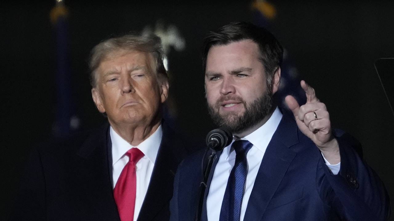 US-Iran War: 'सगळं काही एका रात्रीत...' इराणशी चर्चा सुरु करण्याआधी जेडी व्हान्स यांचं मोठं वक्तव्य US-Iran War: 'सगळं काही एका रात्रीत...' इराणशी चर्चा सुरु करण्याआधी जेडी व्हान्स यांचं मोठं वक्तव्य