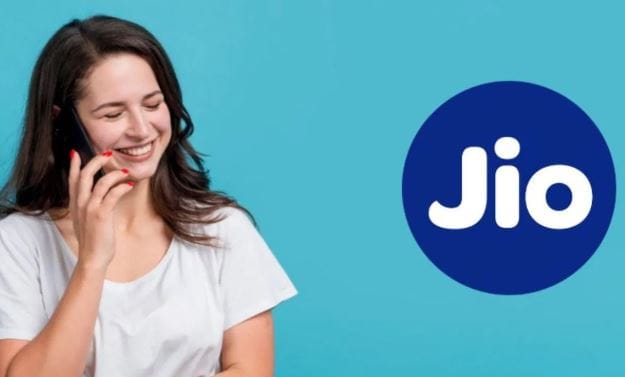 या प्लॅनमध्ये फ्री नॅशनल रोमिंग आहे. या प्लॅनची व्हॅलिडिटी 28 दिवसांची आहे. या प्लॅनअंतर्गत युजर्नसा प्रत्येक दिवसी दीड जीबी डेटा वापरण्यासाठी दिला जातो. तसेच या प्लॅनमध्ये रोज 100 मेसेजही फ्री असतील. 