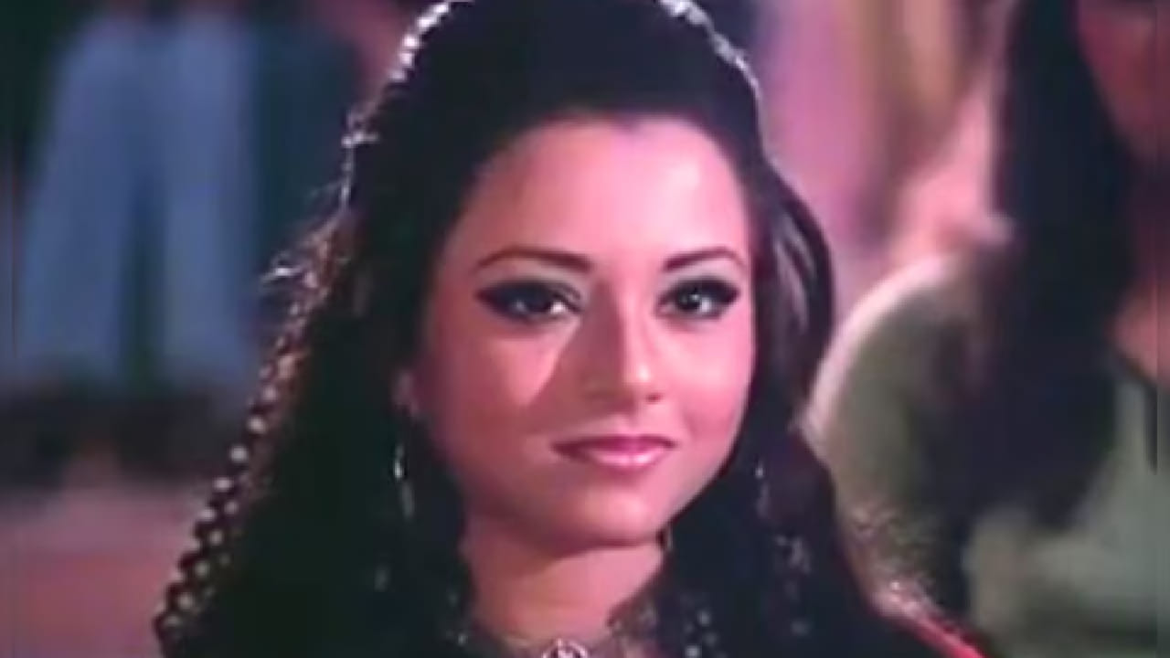 काजल किरण यांनी ऋषी कपूर यांच्यासोबत काम केलं आणि अनेक चित्रपटांमध्ये झळकल्या. मात्र, काही काळानंतर त्यांनी अचानक इंडस्ट्रीपासून दूर जाण्याचा निर्णय घेतला. त्यांच्या सध्याच्या आयुष्याबद्दल फारशी माहिती उपलब्ध नसल्यामुळे चाहत्यांमध्ये आजही उत्सुकता कायम आहे.