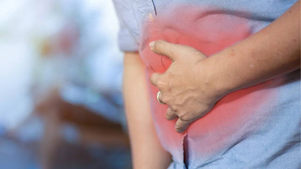 लिव्हर निरोगी ठेवण्याकरिता काही गोष्टींचा आहारात समावेश करणे आवश्यक आहे. लिव्हरसाठी ब्रोकोली सर्वात महत्वाची ठरते. दररोजच्या आहारात ब्रोकोलीचा समावेश करा. 