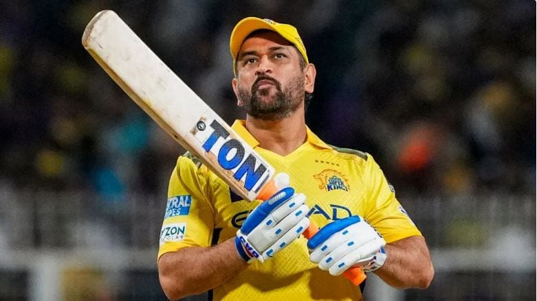 आयपीएल 2026 सुरू होण्यापूर्वी चेन्नई सुपरकिंग्जचा स्टार खेळाडू महेंद्रसिंह धोनीला दुखापत झाली होती. त्यामुळेच तो सुरुवातीचे काही सामने खेळू शकला नाही. आता तो पूर्णपणे फिट झाला आहे. परंतु अजूनही तो एकही सामना खेळलेला नाही. 