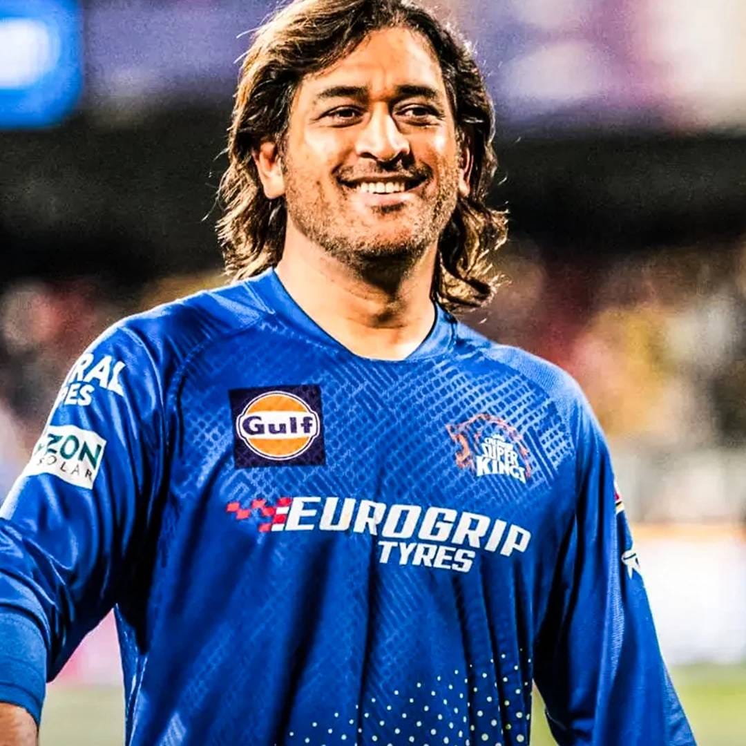 दोघांनी दोन वर्ष परस्परांना डेट केलं. चेन्नई टूरवर दोघांची भेट झालेली. राय लक्ष्मी सोबत ब्रेक-अप झाल्यानंतर धोनीने साक्षीसोबत लग्न केलं. त्यांना जीवा नावाची एक मुलगी आहे. करिअरची निवड हे धोनी आणि राय लक्ष्मीचं नातं तुटण्यामागचं कारण असल्याचं बोललं जातं.  दोघांचे विचार वेगळे होते. 