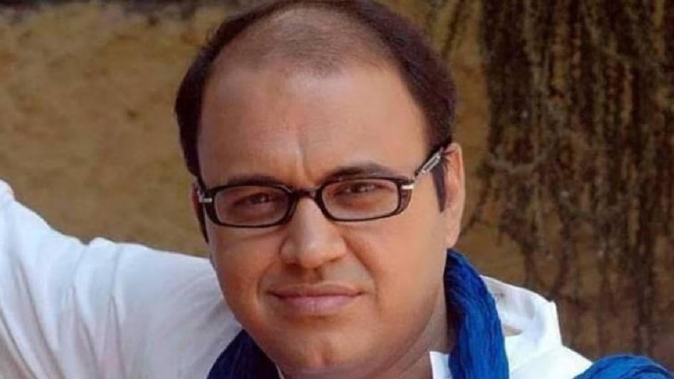 गोकुळधाम सोसायटीचे एकमेव सेक्रेटरी आत्माराम भिडेची भूमिका अभिनेते मंदार चांदवडकर साकारत आहेत. मंदारसुद्धा या मालिकेच्या सुरुवातीपासून ही भूमिका साकारत आहेत. या भूमिकेमुळे त्यांना प्रचंड लोकप्रियता मिळाली. त्यांची एकूण संपत्ती 42 कोटींच्या आसपास आहे. 
