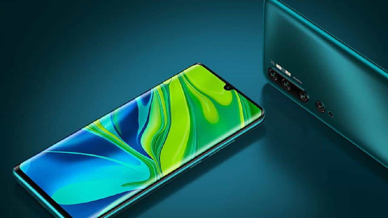 मोबाईल साफ करण्यासाठी सोप्या टिप्स, कॅमेरा होईल एकदम चकाचक....