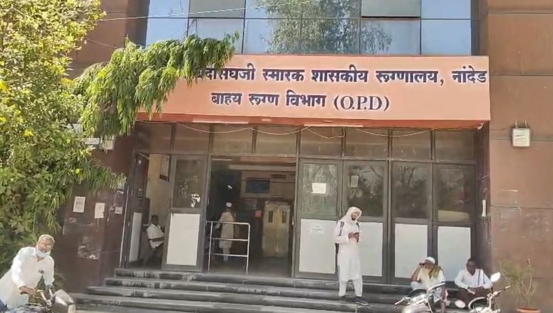 ही चारही मुलं आठ ते 12 वयोगटाची आहेत. या भागात महापालिकेकडून खासगी कंत्राटदारामार्फत नाल्याचे काम सुरु आहे. बाजूला प्लॉटिंग आहे. महोमद अली, महोमद फुरखान, महोमद अदनान, महोमद रेहान अशी मयत मुलांची नावे आहेत.