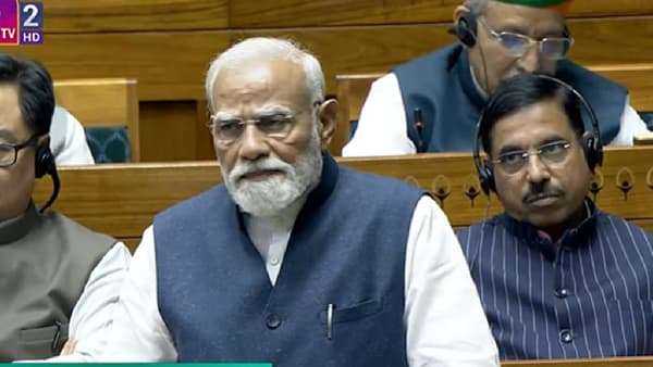 आज ही चूक करू नका, अन्यथा...मोदींचा विरोधकांना खोचक सल्ला; लोकसभेत काय घडलं?