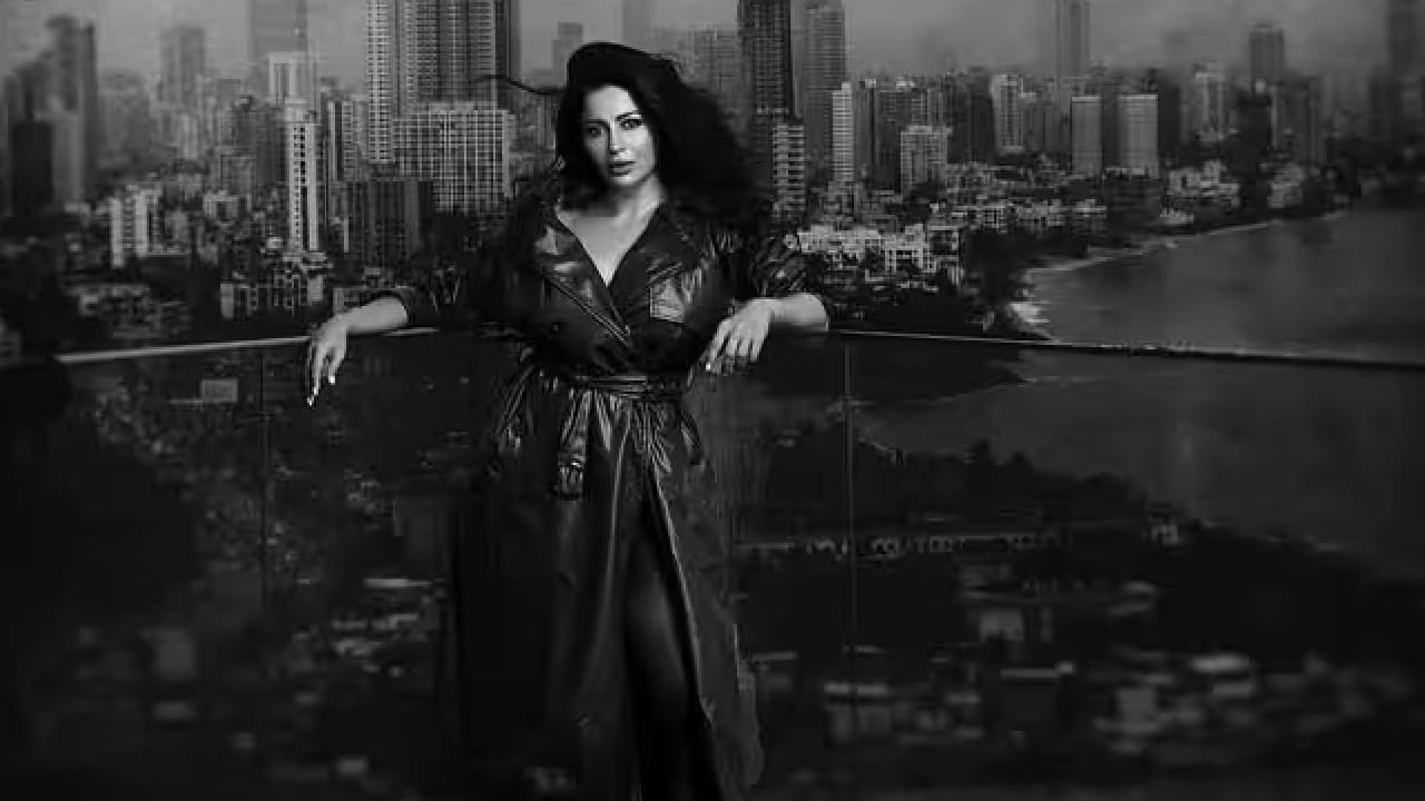 हा प्रसंग खूपच भीतीदायक होता. मात्र, नेहाने धाडस आणि प्रसंगावधान दाखवत स्वतःची सुटका करून घेतली. हा अनुभव ऐकल्यानंतर तिचे चाहतेही चिंतेत पडले असून त्यांनी तिला स्वतःची सुरक्षा वाढवण्याचा सल्ला दिला आहे.