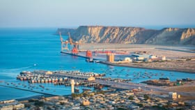 अमेरिकेसोबत शांतता वाटाघाटीआधीच इराण झुकला, हॉर्मुजवर आली Good NEWS.