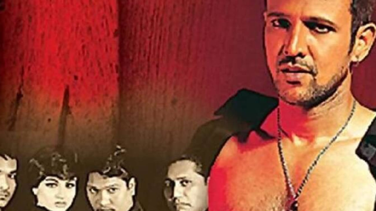 याशिवाय प्रसिद्ध दिग्दर्शक अनुराग कश्यप यांचा Paanch हा चित्रपटही बॅन करण्यात आला होता. 2003 साली तयार झालेल्या या चित्रपटात हिंसा आणि वादग्रस्त विषयांमुळे सेन्सॉर बोर्डाने त्यावर आक्षेप घेतला. आज हा चित्रपट Netflix, Amazon Prime Video आणि Hotstar सारख्या ओटीटी प्लॅटफॉर्मवर उपलब्ध आहे.