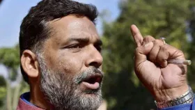 राजकारणात काम करणाऱ्या महिला राजकारण्यांसोबत बेडवर… खासदाराचे विधान.