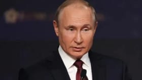 मोठी बातमी! आता थेट रशियावर भीषण हल्ला, रिफायनरी उडवल्या, मोठी खळबळ.