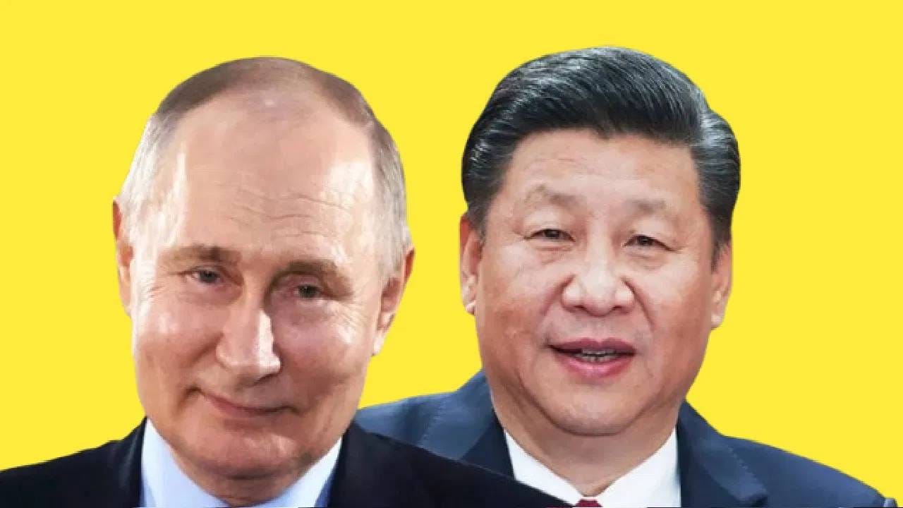 अमेरिकेला आता इराण सोबतच युद्ध संपवायचं आहे. कारण ज्या उद्देशाने राष्ट्राध्यक्ष डोनाल्ड ट्रम्प त्यांनी हे युद्ध सुरु केलेलं.ते लक्ष्य जवळपास पूर्ण झालं आहे.  अमेरिकेने एकप्रकारे तेलाच्या या लढाईत रशिया आणि चीनला एकाचवेळी बॅकफूटवर ढकललं आहे. अमेरिकेने आधी वेनेजुएलामध्ये सत्ता परिवर्तन घडवून तेलाच्या साठ्यांवर ताबा मिळवला. आता इराणवर चौफेर दबाव टाकून त्यांना मर्यादीत जागेत बांधून टाकलं आहे. 