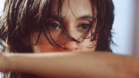 हा चित्रपट पाहून थिएटरमध्ये रडायचे प्रेक्षक, केलेली दुप्पट कमाई.