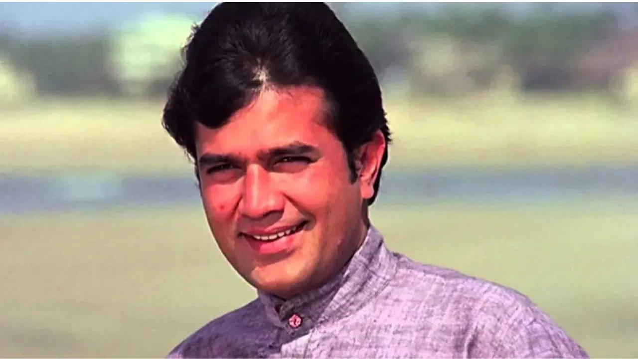 मुंबईतील त्यांच्या प्रसिद्ध बंगल्यात ‘आशीर्वाद’मध्ये 64 बंद सूटकेस सापडले होते. जेव्हा हे सूटकेस उघडले गेले, तेव्हा त्यात महागडे गिफ्ट्स भरलेले होते. ते गिफ्ट्स कधीही कोणालाही दिलेले नव्हते. हे तेच गिफ्ट होते जे ते आपल्या मित्र आणि चाहत्यांसाठी आणत असत. पण वेळेच्या कमतरतेमुळे आणि विसरण्याच्या सवयीमुळे ते त्यांना वाटून देऊ शकले नाहीत.