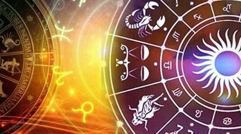 एप्रिल महिन्यातील 8 तारीख ही अनेकांसाठी खूपच खास असणार आहे. काही राशींच्या नशिबात या दिवशी चांगले योग जुळून येतील. परंतु काही राशींना मात्र आर्थिक पातळीवर फटका बसण्याची शक्यता आहे. त्यामुळे कोणत्या राशी नशीबवान आहेत, ते जाणून घ्या...