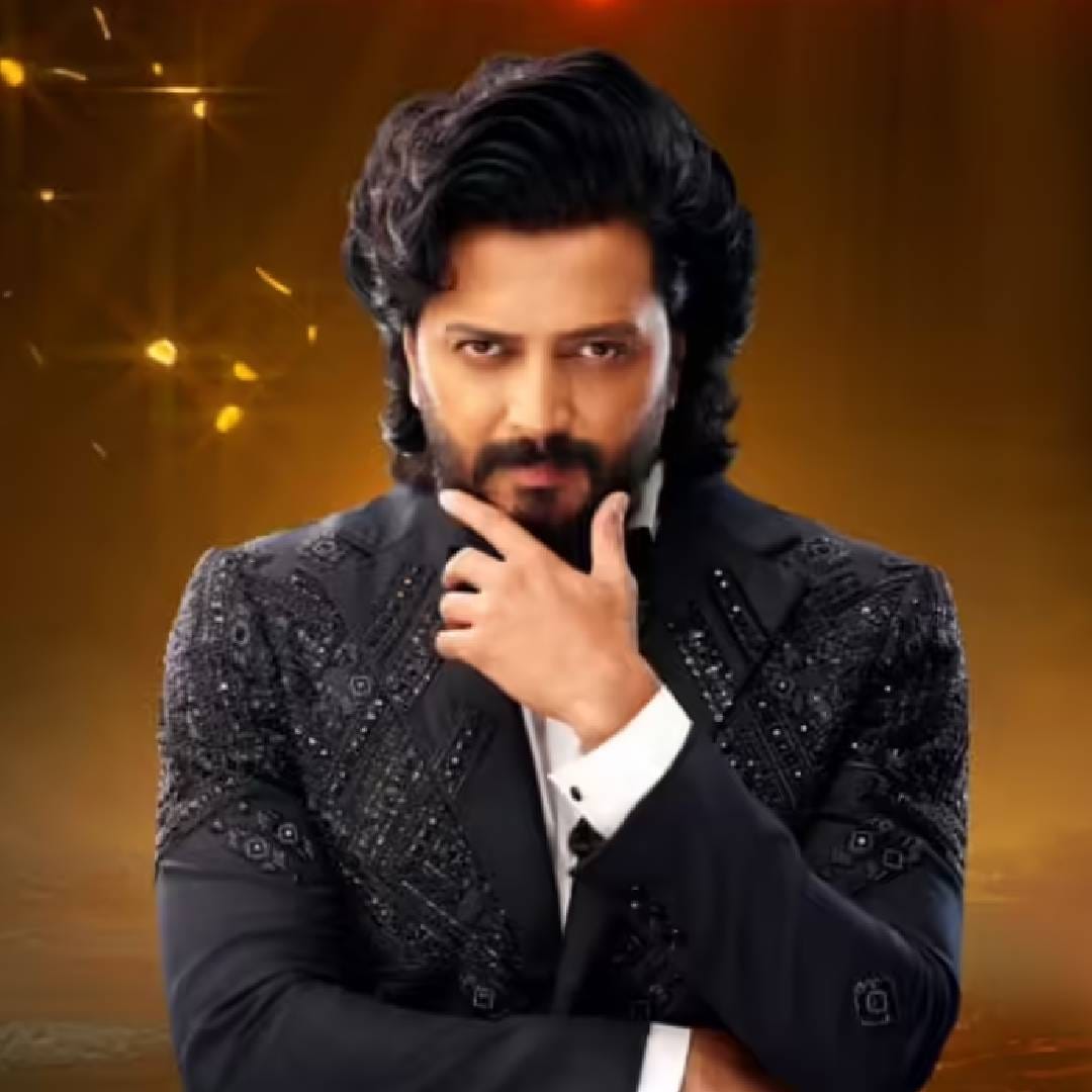 'बिग बॉस मराठी'चा सहावा सिझन अंतिम टप्प्यात पोहोचला आहे. येत्या रविवारी म्हणजेच 19 एप्रिल रोजी या सिझनचा ग्रँड फिनाले पार पडणार आहे. मागच्या आठवड्यात राखी सावंत बिग बॉसच्या घरातून बाहेर पडल्यानंतर सहा स्पर्धक घरात उरले होते. अशातच आता मिड-वीक एविक्शन करत बिग बॉसने चाहत्यांना धक्का दिला आहे.