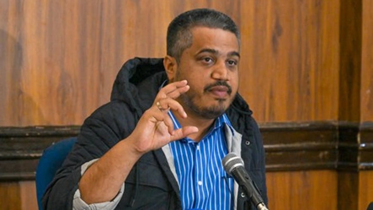 पुढच्या महिन्याच्या शेवटपर्यंत भाजपकडून मित्रांचीच शिकार… रोहित पवारांनी दिली पक्की बातमी, म्हणाले