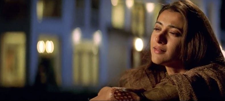 दक्षिण भारतातील सिनेमात काम केल्यानंतर ती बॉलिवूडमध्ये आली. साक्षीने बॉलिवूडमध्ये जन्म कुंडली पापा कहते है आपको पहले भी कहीं देखा है या अशा प्रसिद्ध चित्रपटांत काम केले. तिला दिवसेंदिवस खूप प्रसिद्धी मिळत होती. 