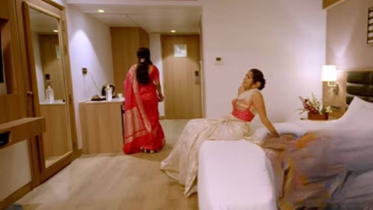 लालबाग-परळच्या एका मध्यमवर्गीय कुटुंबावर आधारित झी मराठीची नवी मालिका 'सनई चौघडे'ने प्रेक्षकांच्या मनात लगेचच घर केलं आहे. वास्तववादी कथा, मराठी बोलीभाषेची मस्ती आणि भावनिक नात्यांची गुंफण यामुळे ही मालिका अल्पावधीतच प्रचंड लोकप्रिय झाली.